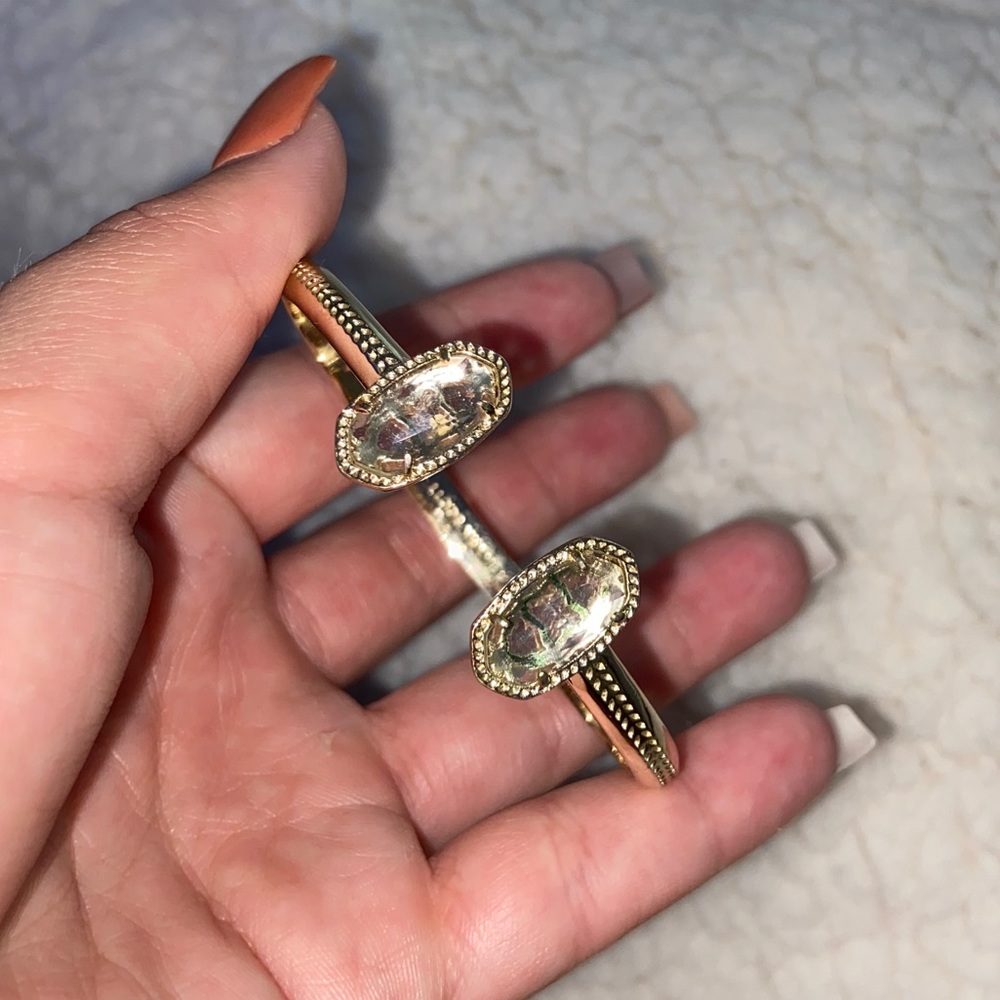 Kendra Scott bracelet